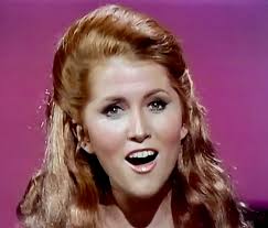 Residents enjoyed some great music and singing from the talented Larry and Sandy  Phipps today! 🎶 🎵 🎼