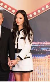 Explore tweets of 삼월@mitsuki_aobr on twitter. æ˜¥è£ å­«èŠ¸èŠ¸å°é¦™å¤–å¥— è— ç™½ 010 Modern Fashion Facebook