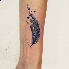 Dashasumtattoo at sashatattooingstudios tattoos tattoo tattoos am arm frauen tattoo frau schul. Wrist Tattoo In Feathers And Stars I Like That New Tattoo Models Tattoo Sterne Handgelenk Feder Tattoo Handgelenk Feder Knochel Tattoos