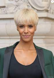 Coupe de cheveux shy m ~ s shy m ose la coupe au bol public shy m a eu envie de démarrer la nouvelle année avec une nouvelle coupe de cheveux pour 2017 la chanteuse française a choisi de réveiller le mâle qui sommeille. Shy M Avec Une Nouvelle De Coupe De Cheveux People Sortant Du Defile De Mode Leonard Collection Pret A Porter Printemps Ete 2017 A Paris Le 3 Octobre 2016 Purepeople