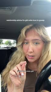 Relationship Advice for Gossip-Loving Girls