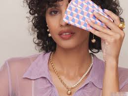 Monbouquette: clever convertible jewels