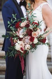 Wedding flowers by season in australia. 29 Fall Bridal Bouquets That Are Beautiful Beyond Words