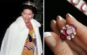 Princess anne given two engagement rings worth £30,000 with a 'significant' hidden meaning. All The Royal Engagement Rings From Princess Diana To Grace Kelly Purewow