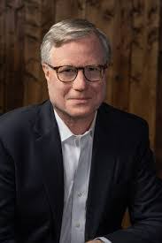 Robert Laybourn's Instagram, Twitter & Facebook