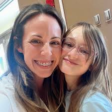 What are the pros and cons of a sports depth pool?