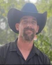 Diana Pearson's Instagram, Twitter & Facebook