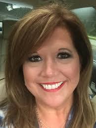 Deena Lowery's Instagram, Twitter & Facebook