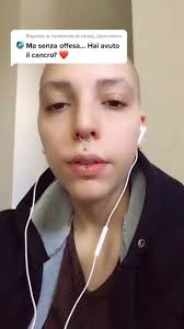 Rispondi a @candy_bianconero #alopecia #basta #ignoranza #serve #prev...