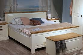 Bett sisi kann als jugendbett oder ehebett. Bett 140x200 Hohes Fussteil Kiefer Champagner Lackiert Wildeiche Geolt Casade Mobila