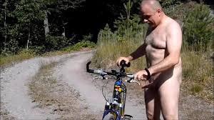 Boner Activities - Cycling: Gay Amateur Amateur Porn