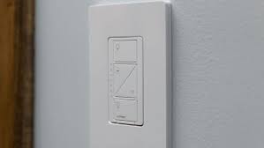 Lutron Makes The Best Smart Switch Money Can Buy Smarthomesecurity Best Smart Lights Smart Lights Lutron
