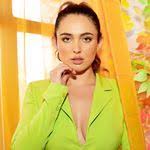 Lisa Piar's Instagram, Twitter & Facebook