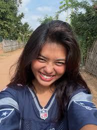 Gloria Simon (@gloria_v_simon) • Instagram photos and videos