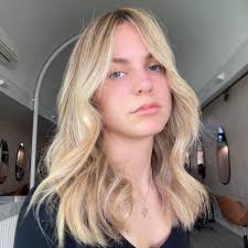 Foiling models needed in Adelaide CBD