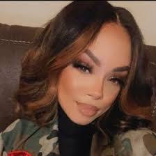 Bianca Willis's Instagram, Twitter & Facebook