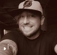 Two years since Ellsworth Applegate went in heaven. Miss his joke, smile,  laugh, and he always cheer me up. Someday will see you in heaven. 🤟🏼