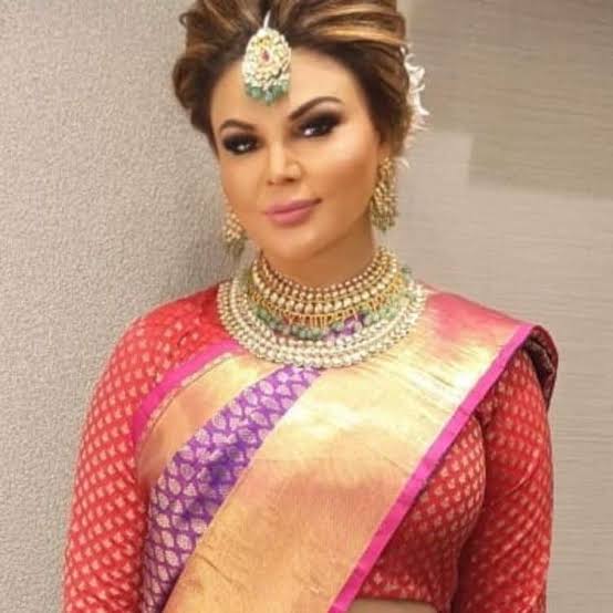 Famous Indian Actress Rakhi Sawant Accepts Islam