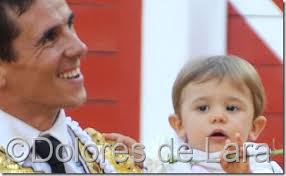 LaMontera.net: ANÍBAL RUÍZ POR LA PUERTA GRANDE