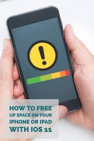 How To Free Up Space On Your Iphone Or Ipad With Ios 11 Ios 11 Iphone Apple Pad