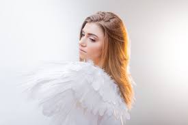 L Ange Gardien Haamiah Symbole De Verite Et D Authenticite En 2020 Ange Gardien Robe De Bouquetiere Gardien