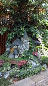 30 Magical Ways To Create Fairy Gardens To Your Real Life Homemydesign Miniature Fairy Gardens Fairy Garden Houses Fairy Garden