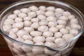 Add the salt, sugar, egg whites, cornstarch, white pepper, sesame oil,. How To Make Fish Balls China Sichuan Food How To Make Fish Fish Ball Fishball Recipe