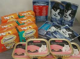 17 X Pouch Tray Packet Cat Food Treat Bundle Felix Vom Feinsten Dreamies Beef C Felixdreamiesvomfeinsten In 2020 Candy Gum