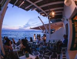 The project supported the victims of the 2009 l'aquila earthquake. Negrita Bar Kleise Gr