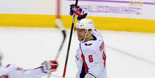 11 25 17 Capsleafs Hat Trick Celly Hockey Goal Hockey Players Washington Capitals