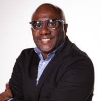 Eric Stenger's Instagram, Twitter & Facebook