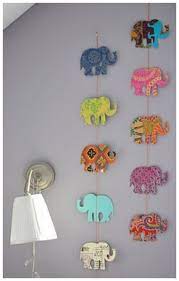 5 Easy Diy Room Decor Ideas Her Campus Mestieri Fai Da Te Stanza Fai Da Te Decorazione Dormitorio