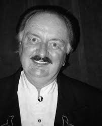 Beautiful song it breaks my heart though when I listen to it