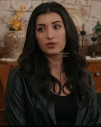 Καλησπέρα να ρωτήσω κάτι το τελευταίο επεισόδιο Η γη της ελιάς ποτέ  είναι?????