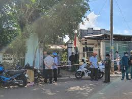 Chủ động các giải pháp ứng phó với biến đổi khí hậu, phòng chống bão, lụt và giảm nhẹ thiên tai nhằm đảm bảo phát triển kinh tế hiệu quả, bền vững. Vá»¥ Nam Sinh Tá»­ Vong Cung Máº¹ á»Ÿ Ba Rá»‹a VÅ©ng Tau Ban Giam Hiá»‡u Noi Gi