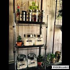 好きなサイズでアレンジ可能 ダイソーの ジョイントラック ですき間収納 ダイソー 収納 スチールラック インテリア 家具