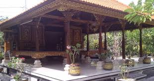 Nama rumah adat provinsi bali identik dengan sebutan gapura candi bentar. Rumah Adat Bali Nama Filosofi Unsur Beserta Gambar Dan Penjelasan
