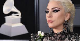 Grammys: Estrelas usam rosas brancas para apoiar vítimas de abusos sexuais 