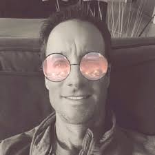 Sean Hawes (@sean_hawes)