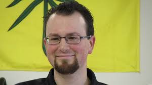 Michael Poth's Instagram, Twitter & Facebook