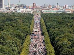 Updated 5:45 am et, sun august 30, 2020. Gericht Demos Gegen Corona Politik Sind Erlaubt Berlin De