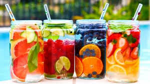 In arrivo la bella stagione. Come Preparare L Acqua Detox Cucinare Facile