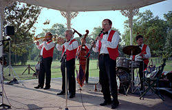 In a larger band you could have up to five woodwind instruments, four trumpets, and 3 trombones. Jazz Band Wikipedia