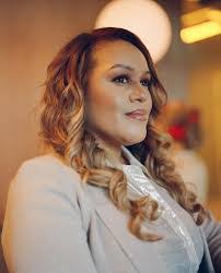 Rita Harper's Instagram, Twitter & Facebook