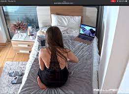 Lamil wt lesbian prn screen