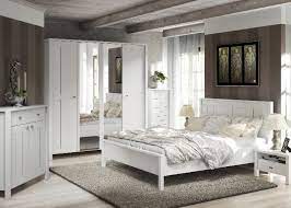 Komplettes schlafzimmer online kaufen xxxlutz.de bett, kleiderschrank & mehr top.unsere sets für komplette schlafzimmer bestehen aus harmonisch abgestimmten möbeln, die ihren. Schlafzimmer Komplett Village Weiss Landhausstil Mobilia De Landhaus Schlafzimmer Schlafzimmer Weiss Schlafzimmer Einrichten