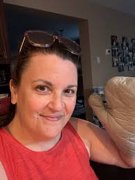 What are the names of Taylor Swift's albums from these colors?