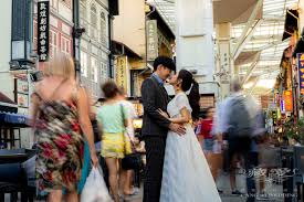 Selama idenya keren dibantu dengan properti yang seru dan fotografer yang kreatif, pemotretan bersama pasangan yang hanya berlokasi. Tips Tricks To Spice Up Your Pre Wedding Cangai Singapore