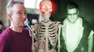 Он шлепнул девочку по ягодице. We Built A Lie Detector Skeleton From 1927 Youtube