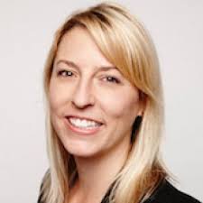 Karen Holst's Instagram, Twitter & Facebook